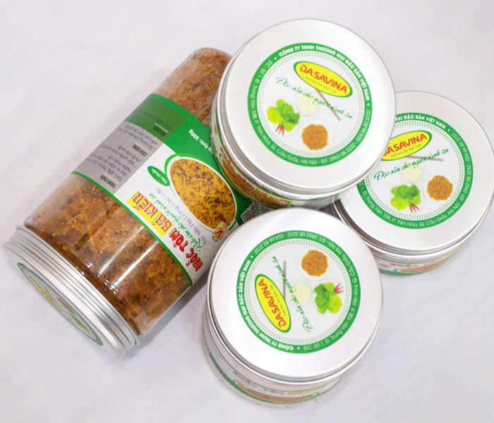 Ruốc tôm tiêu chuẩn được đóng hộp cẩn thận
