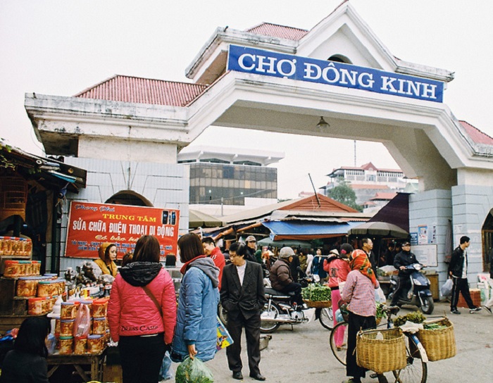 Chợ Đông Kinh là nơi mua sắm sầm uất nhất Lạng Sơn